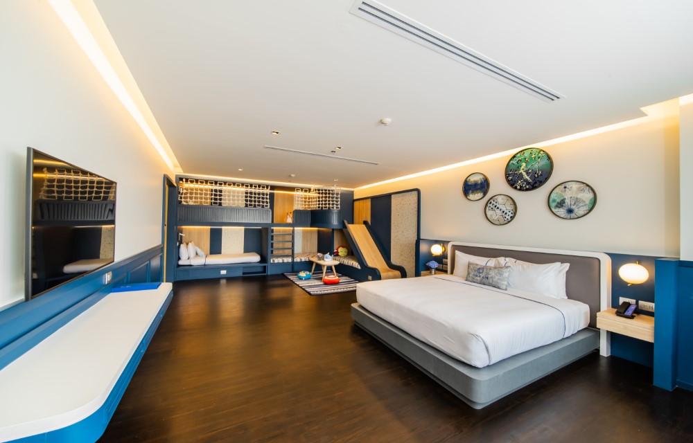 Hilton Palace